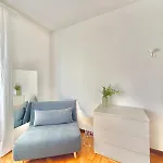 Beautiful On - Private Parking Daire Mezzegra