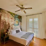 Beautiful On - Private Parking Daire Mezzegra